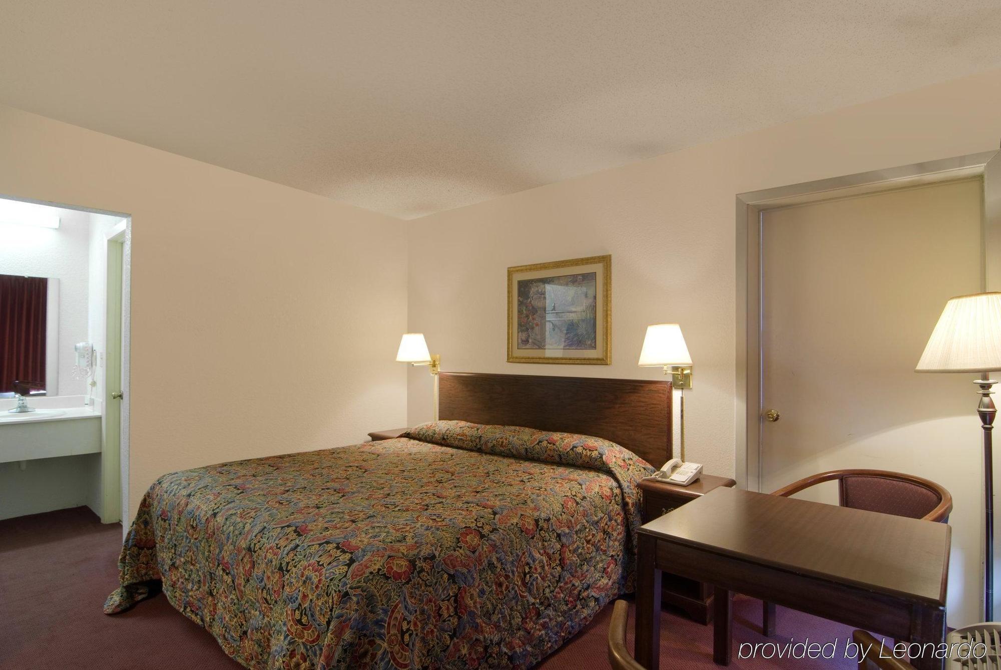 Americas Best Value Inn Searcy Pokoj fotografie